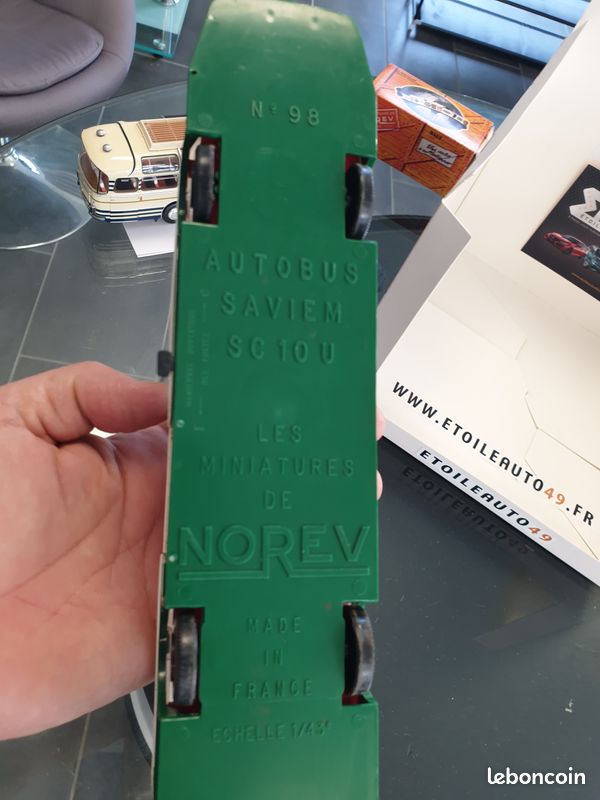 Autobus NOREV Saviem SC 10 U - 1/43 - N°98 - Fabriqué En France - Occasion