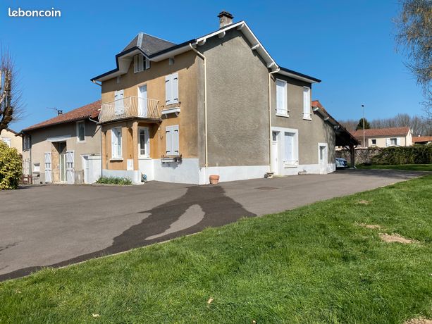 Limoges, maison 3 chambres, parking clôturé, jardin