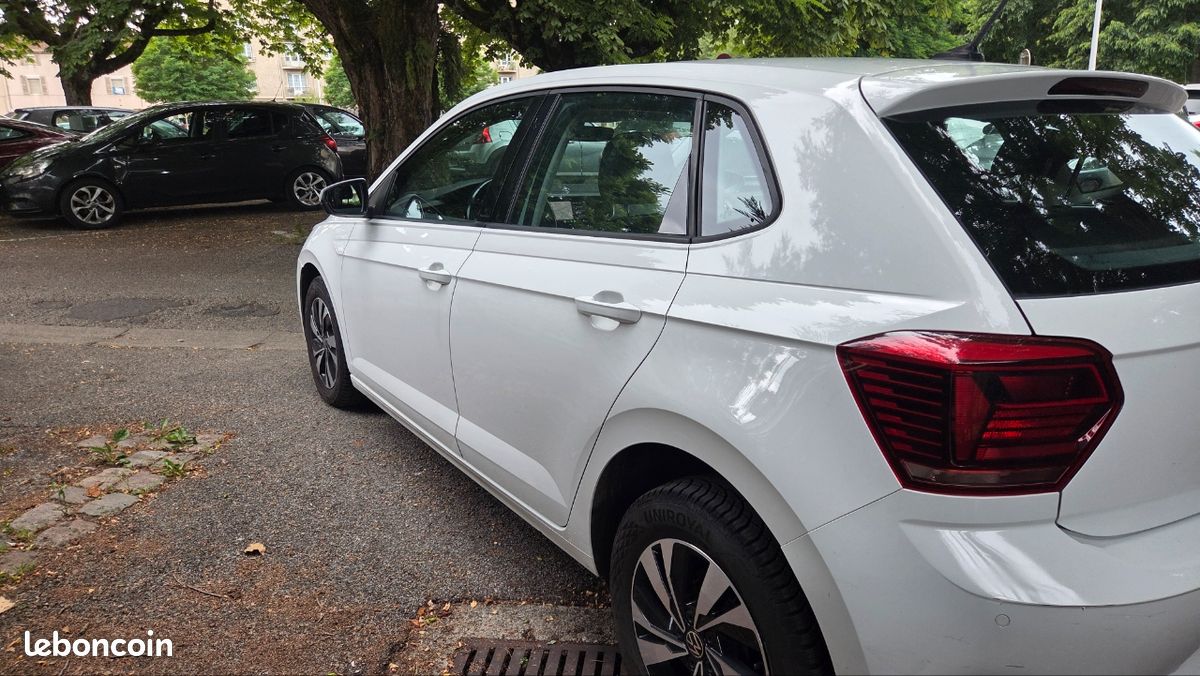VW POLO 1.2 MPI 80CH 5ptes blanche clim an21 (image 3)