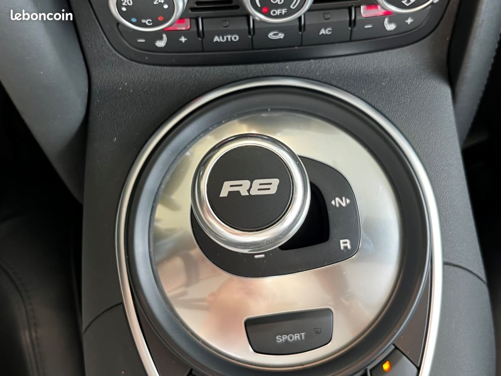 Audi R8 SPYDER 4.2 V8 FSI 430CH R TRONIC 6 (image 16)