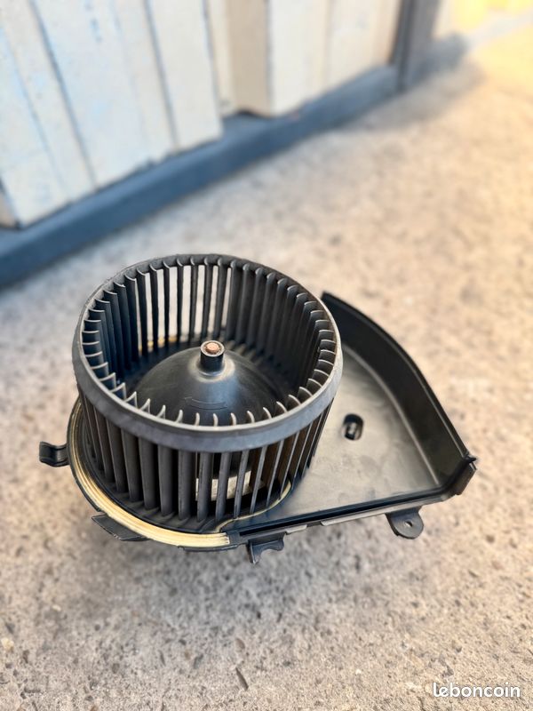 Ventilateur chauffage Peugeot Expert 1401366880 (image 1)