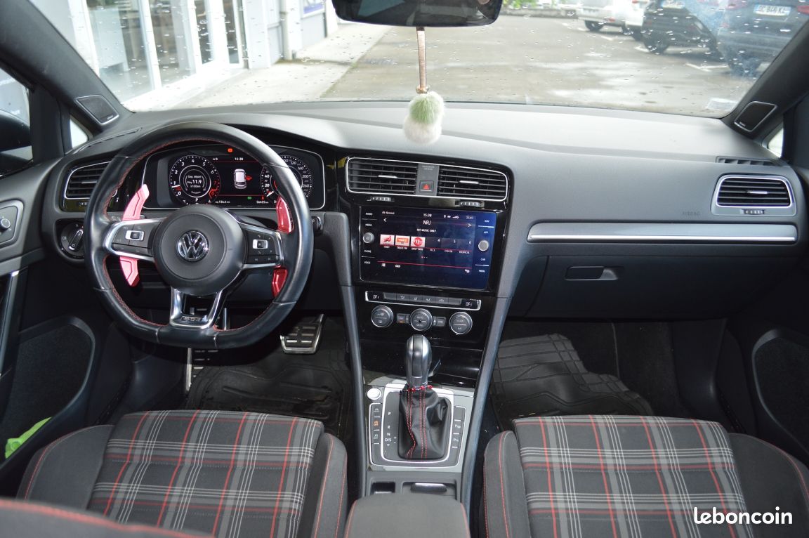 Volkswagen Golf 2.0 TSI 245 DSG7 GTI Performance (image 9)