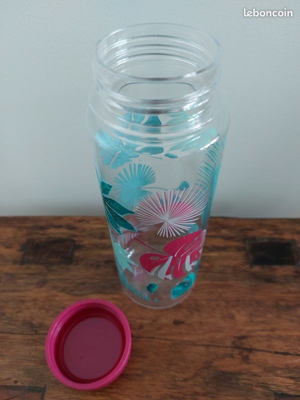 Bouteille Neuve (image 2)