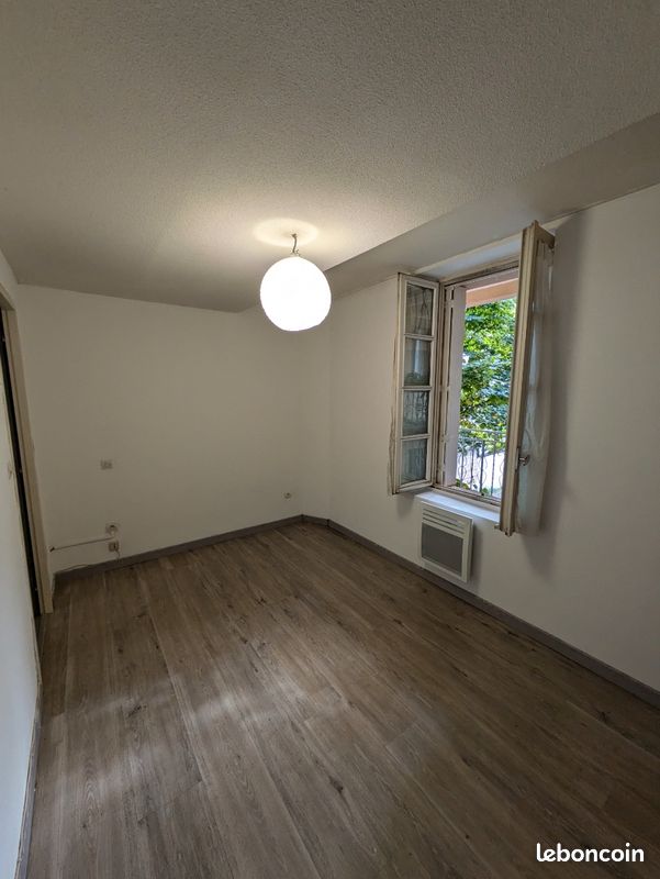 Parking 32 m² · à Toulouse · 32 m² · 650 €/mois