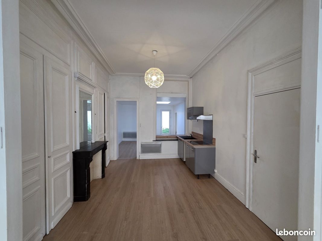 Appartement 2 pièces 60 m² · à Lille · 60 m² · 940 €/mois