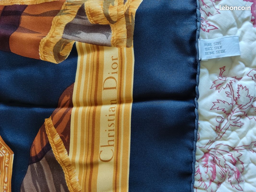 Foulard soie christian Dior (image 2)