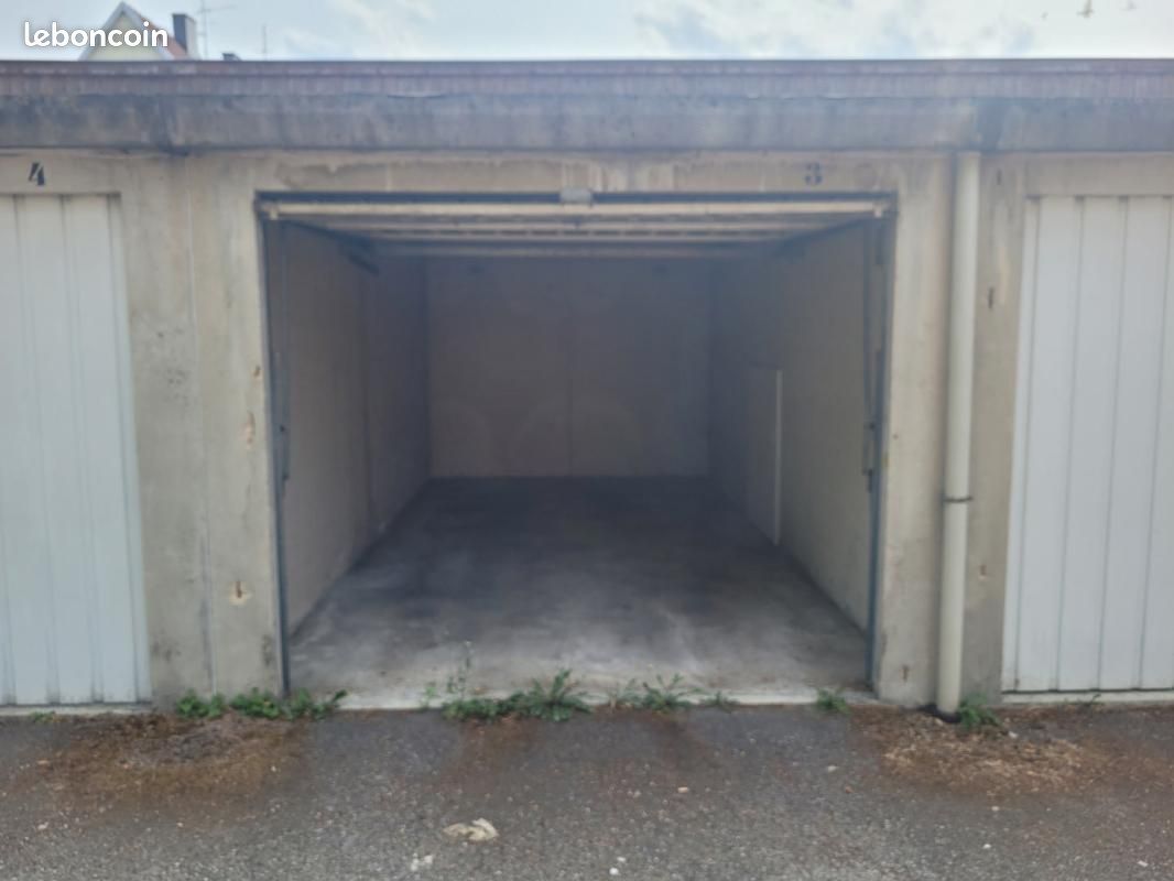 Parking 12 m² · à Bischheim · 12 m² · 78 €/mois