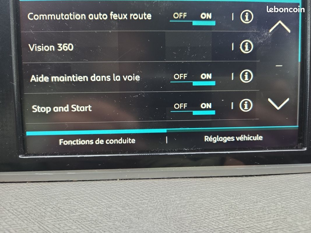 CITROEN C4 Picasso 130ch Shine EAT6 / Caméra 360 / Full Leds directionnels / Sièges massants / Android carplay / Entretien Citroen / Distrib faite (image 18)