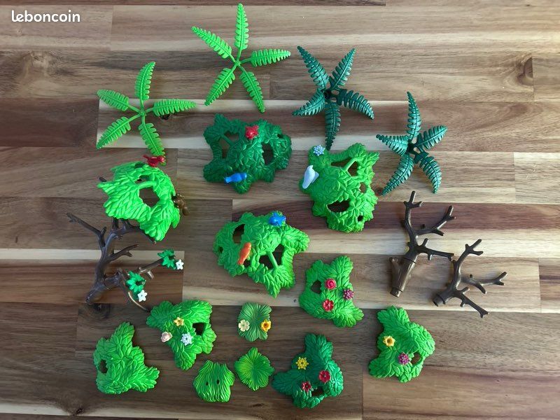 Lot De 4 Plantes Playmobil - Végétation Verte Claire, Idéal Pour Compléter Ton Univers