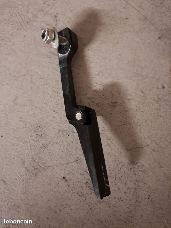 Patte dérailleur avant Rotor (image 1)