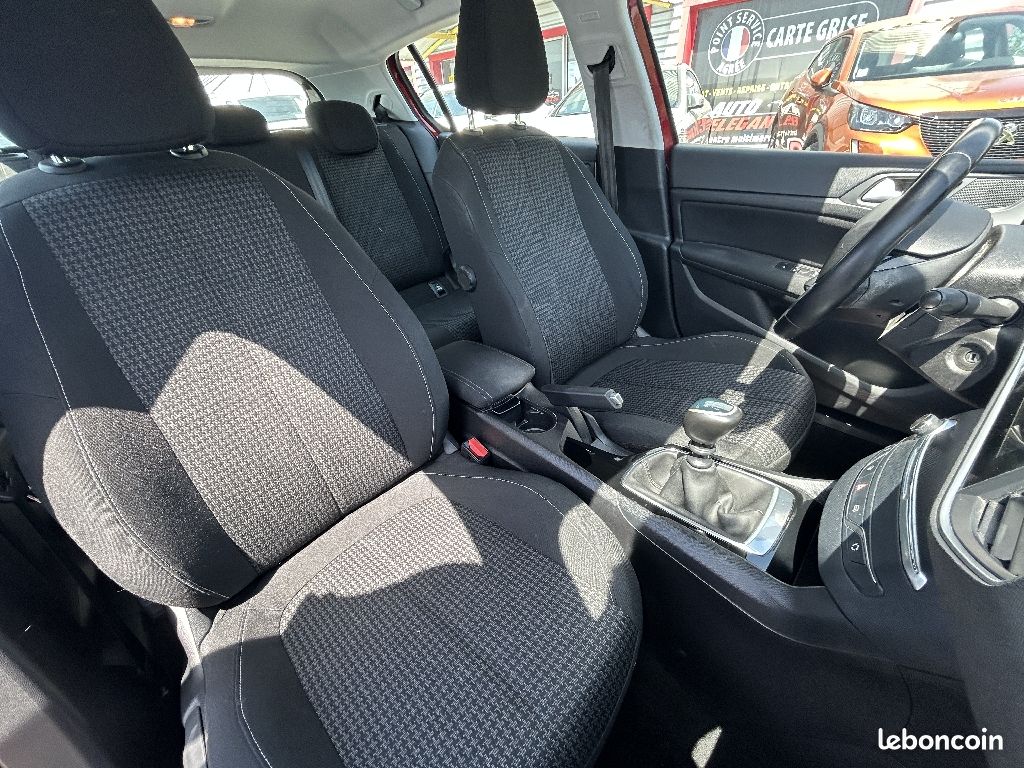 Peugeot 308 BlueHDi 100ch SetS BVM6 Allure (image 5)