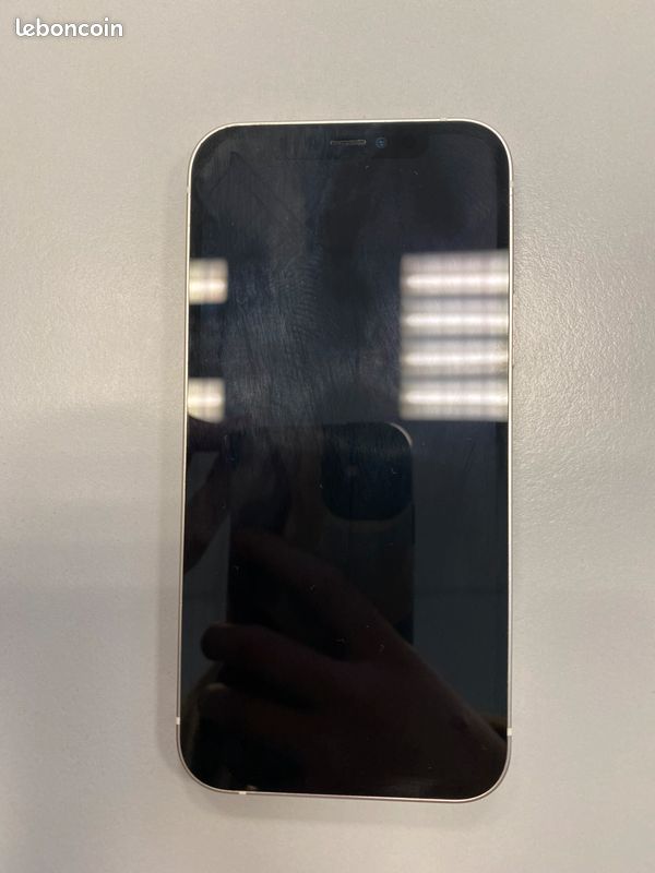 Iphone 12 blanc (image 5)