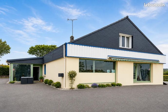 Maison 8 pièces 250 m²