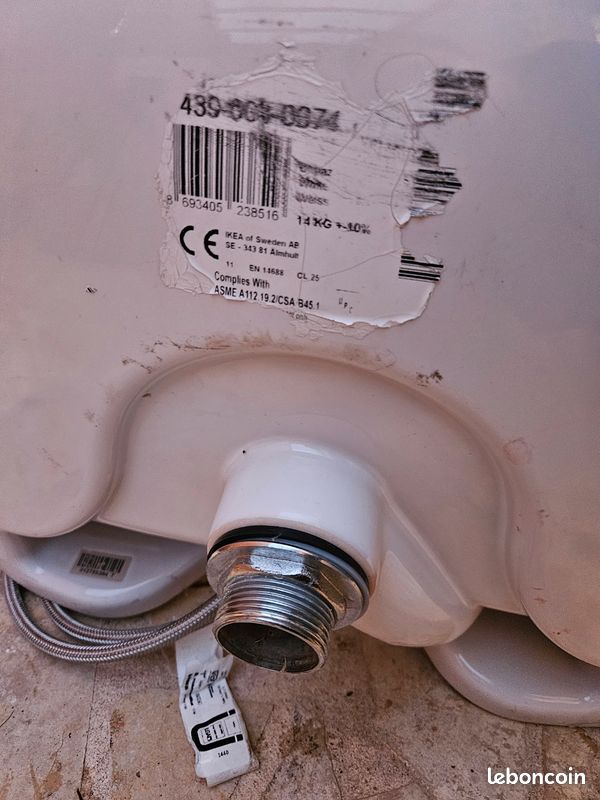Lavabo avec mitigeur (image 3)