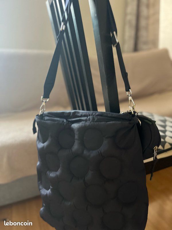 Sac lacoste bleu marine (image 7)