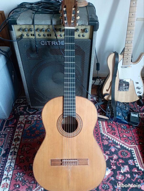 Guitare classique de luthier pour projet lutherie (image 2)