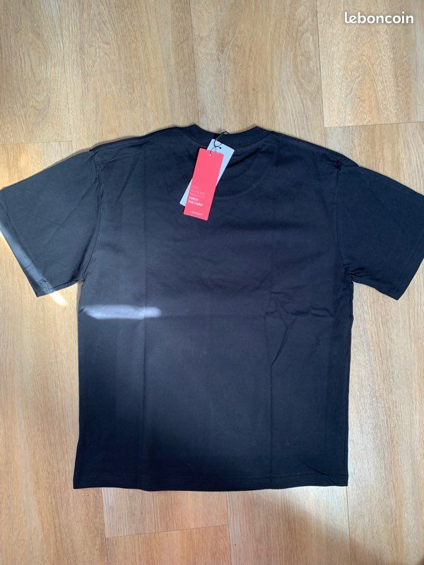 T shirt noir taille s (image 2)
