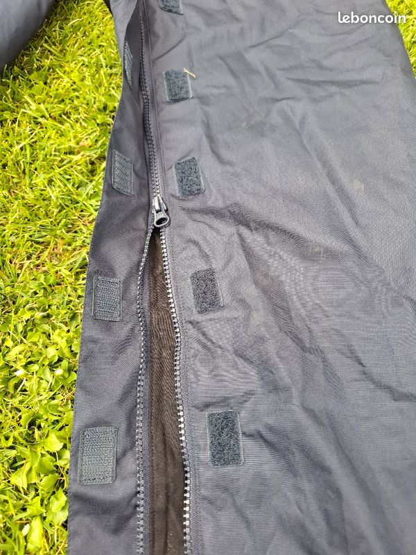 Surpantalon imperméable a accrocher à la taille avec fermetures et scratchs (image 1)