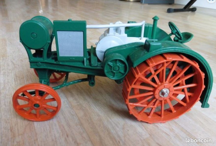 Tracteur John Deere 1915 Modèle R Waterloo - Ertl échelle 1/16 - Neuf En Boîte