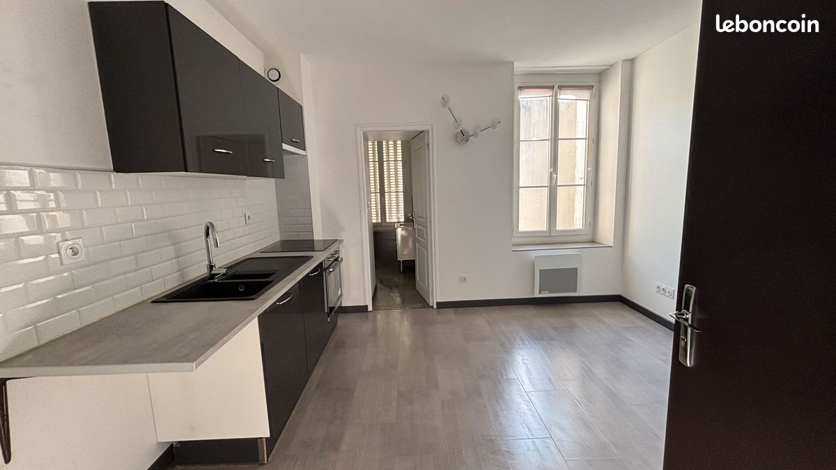 Appartement 2 pièces 33 m² · à Laval · 33 m² · 470 €/mois
