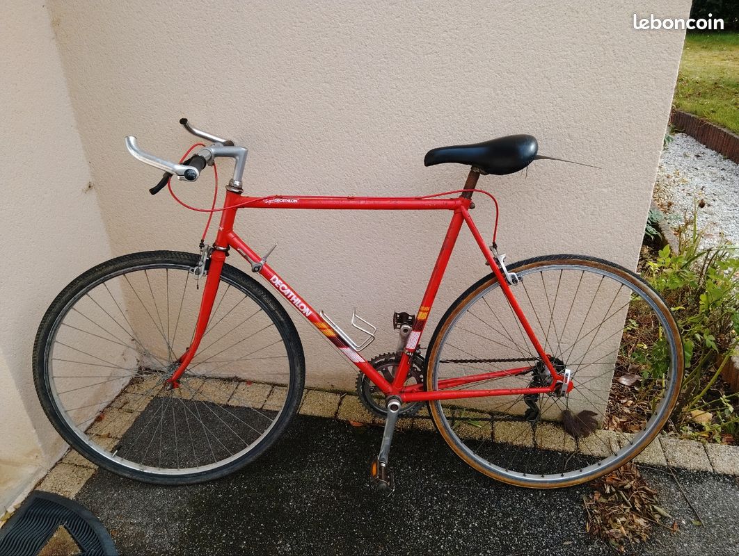 Bidon Vélo Ancien ATOX REG – Années 60 – Couleur Rouge – Fabriqué En Italie