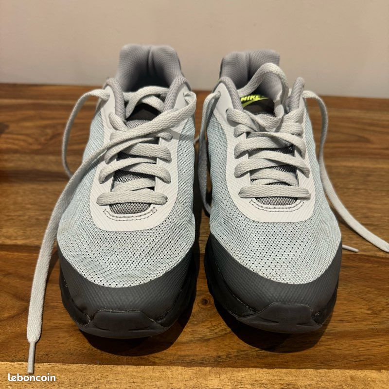 Chez Intersport Intersport Chaussures Air Max Nike Air Max Invigor