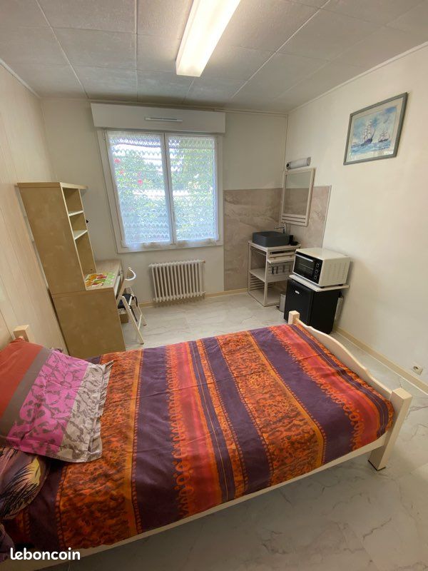 Chambre pour étudiants (image 2)
