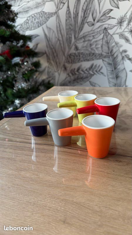Tasses (image 1)