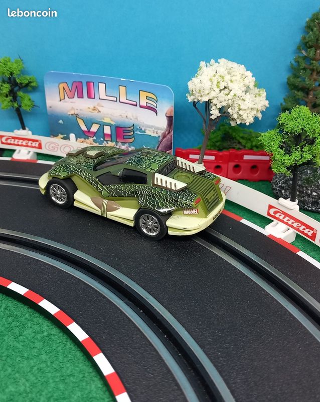 Voiture pour circuit Carrera GO Spiderman "Lézard" (image 3)