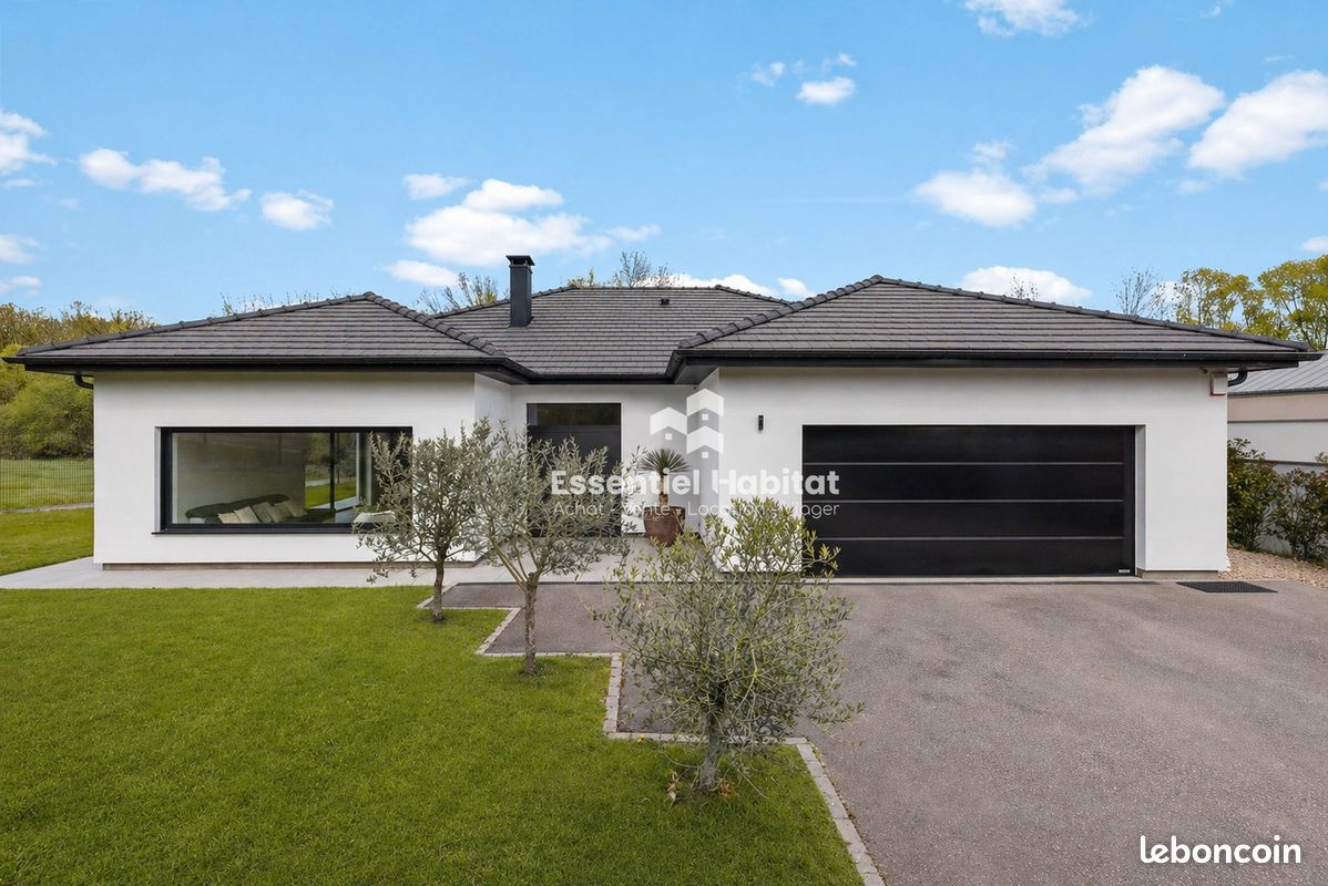 Maison 7 pièces 230 m² · à Peltre · 230 m² · 849 000 €