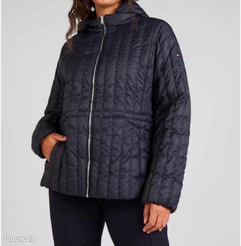 Doudoune Tommy Hilfigher neuve Vêtements