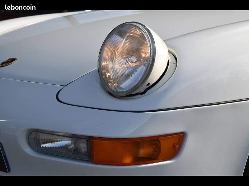 Porsche 968 Coupe 4cyl Club Sport BV6 (image 9)