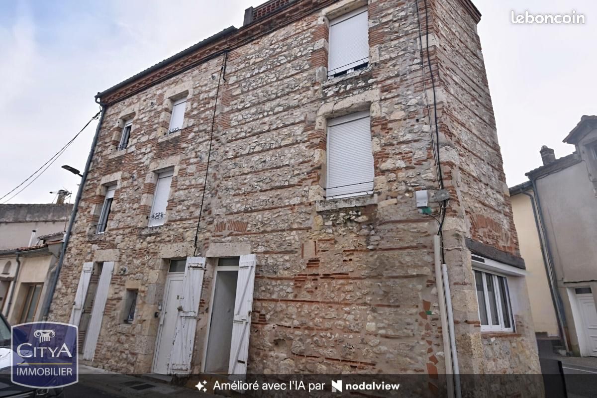 Immeuble 200 m² · à Agen · 200 m² · 389 000 €