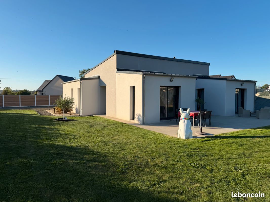 Maison 5 pièces 109 m² · à Vire Normandie · 109 m² · 279 900 €