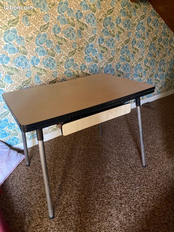 Table Formica vintage (image 1)