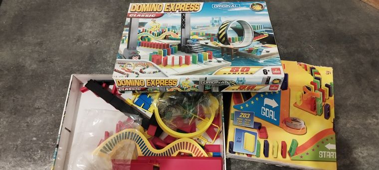 Circuit hot wheels dinosaure jeux, jouets d'occasion - leboncoin