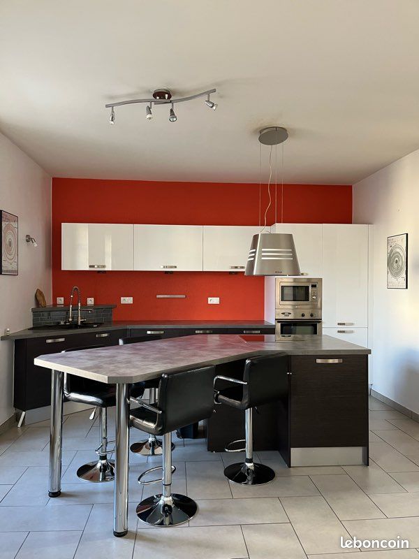 Appartement 2 pièces 50 m² · à Oullins-Pierre-Bénite · 50 m² · 900 €