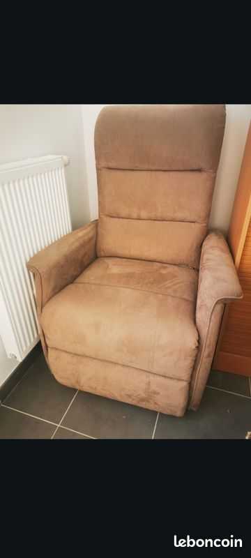 Fauteuil relaxant électrique (image 1)