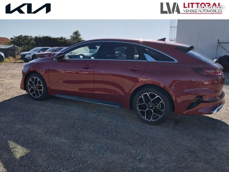 Kia ProCeed 1.5 T-GDi 140ch GT-line DCT7 (image 10)