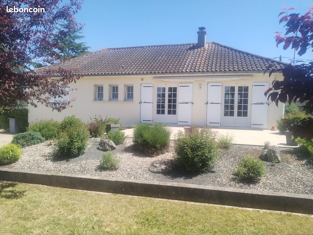 Maison 4 pièces 116 m² · à Dangé-Saint-Romain · 116 m² · 220 000 €
