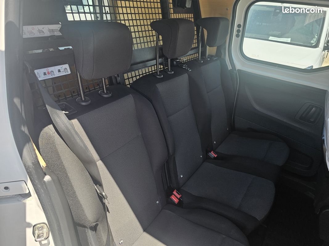 Citroen BERLINGO VAN XL 850KG BLUEHDI 100 S&S CABINE APPROFONDIE GRIP CONTROL 5 PLACES (image 10)