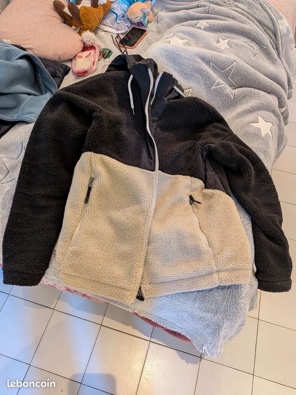 Blouson polaire neuf (image 1)