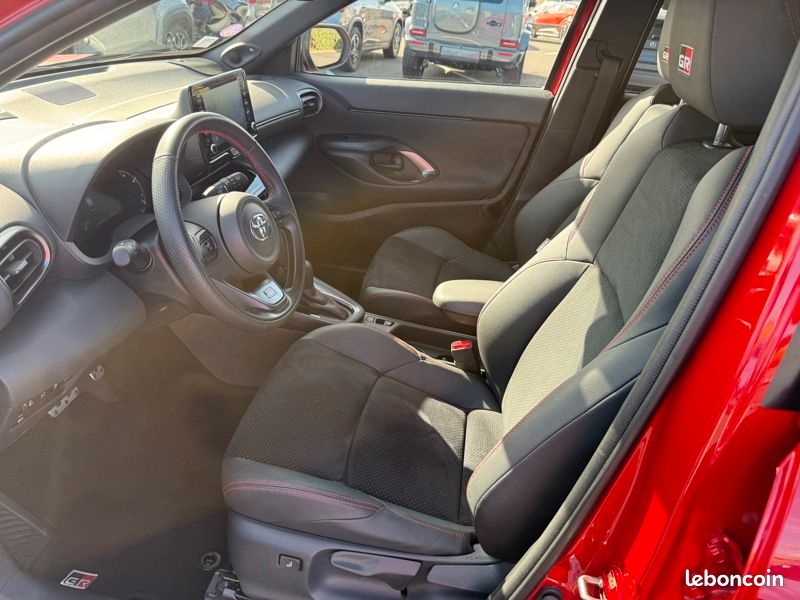 Toyota Yaris Cross Hybride 1.5 HYBRID 116H GR SPORT AUTO Pack (image 18)