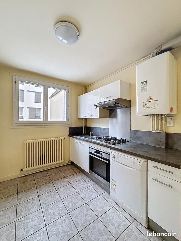 Appartement 4 pièces 75 m² · à Clermont-Ferrand · 75 m² · 660 €