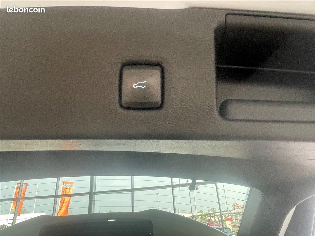 Ford Kuga III 2.5 DURATEC 190 CH FLEXIFUEL FHEV E85 POWERSHIFT ST-Line X (image 31)