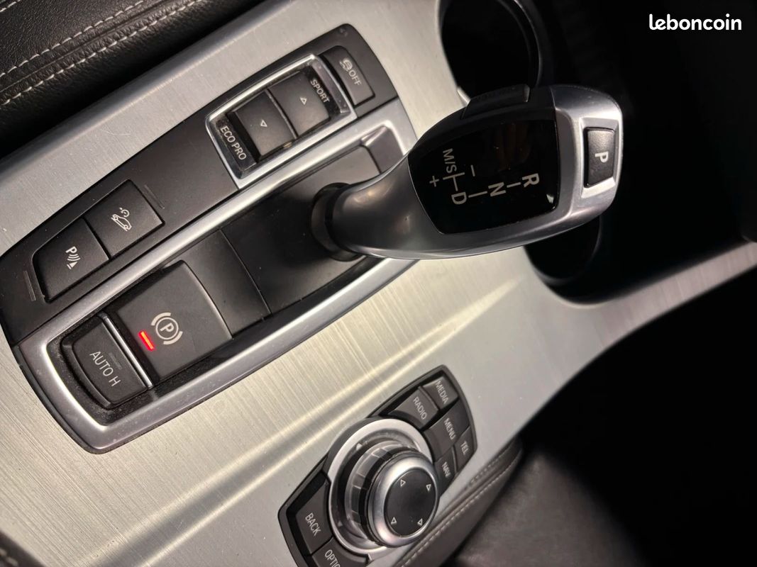 BMW X3 F25 xDrive20d 184ch Luxe Steptronic A (image 25)