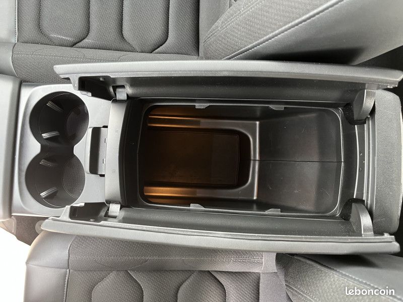 Citroen C5 AIRCROSS HYBRID 225CH FEEL E-EAT8 (image 27)
