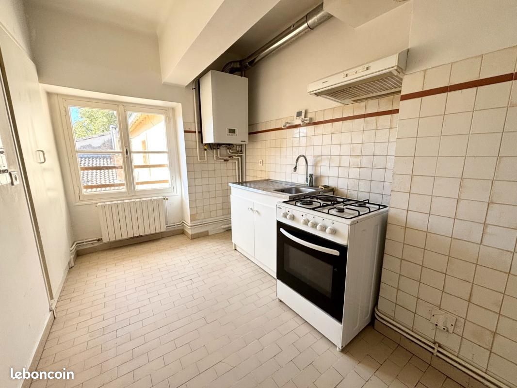Appartement a louer avignon - 3 pièce(s) - 84 m2 - Surfyn