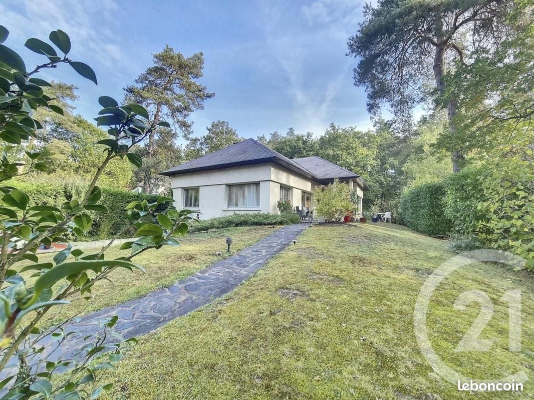 Maison 4 pièces 101 m² · à Orléans · 101 m² · 299 600 €