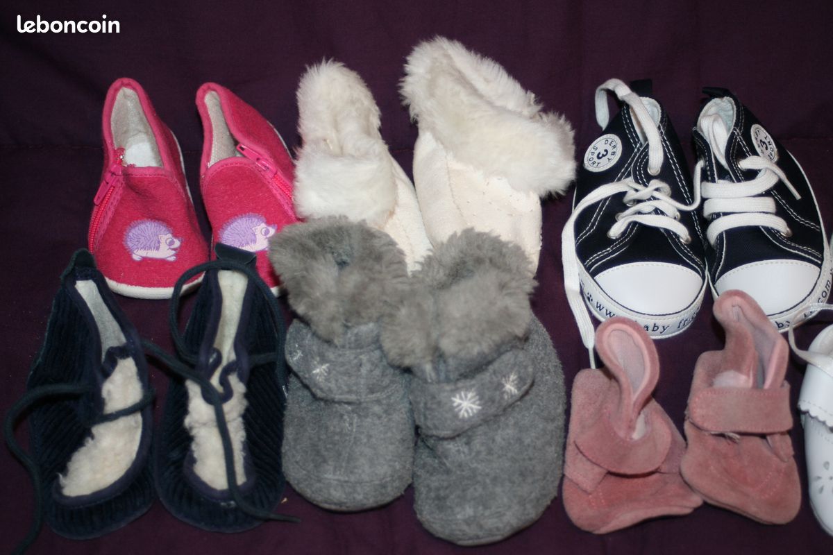 Lot de 10 bottons, chaussons naissance T18 à 20 (image 2)